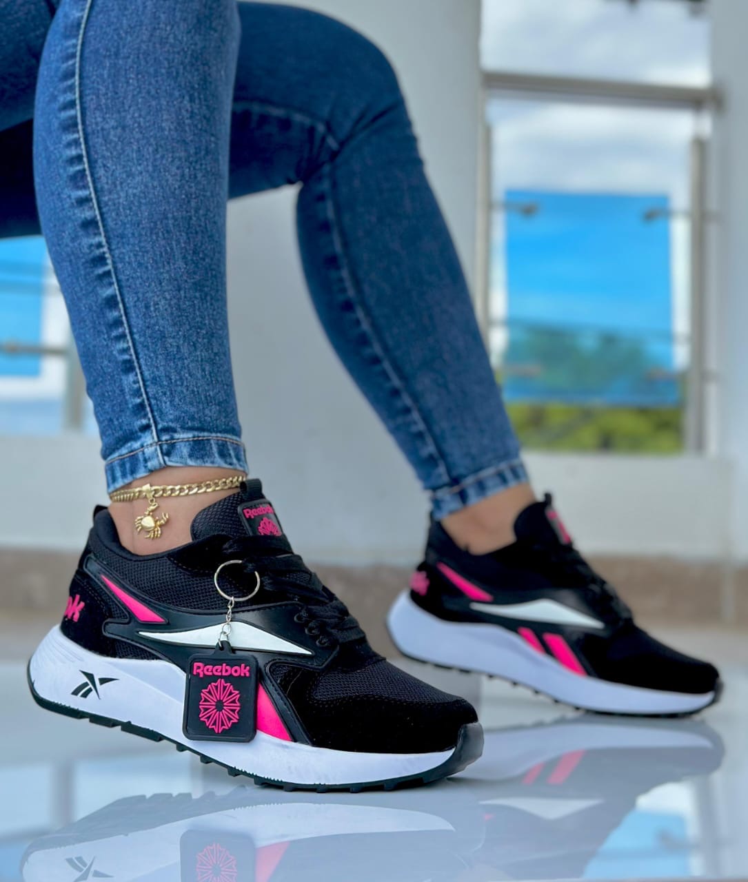  RB Spoiler color NegroXFucsia